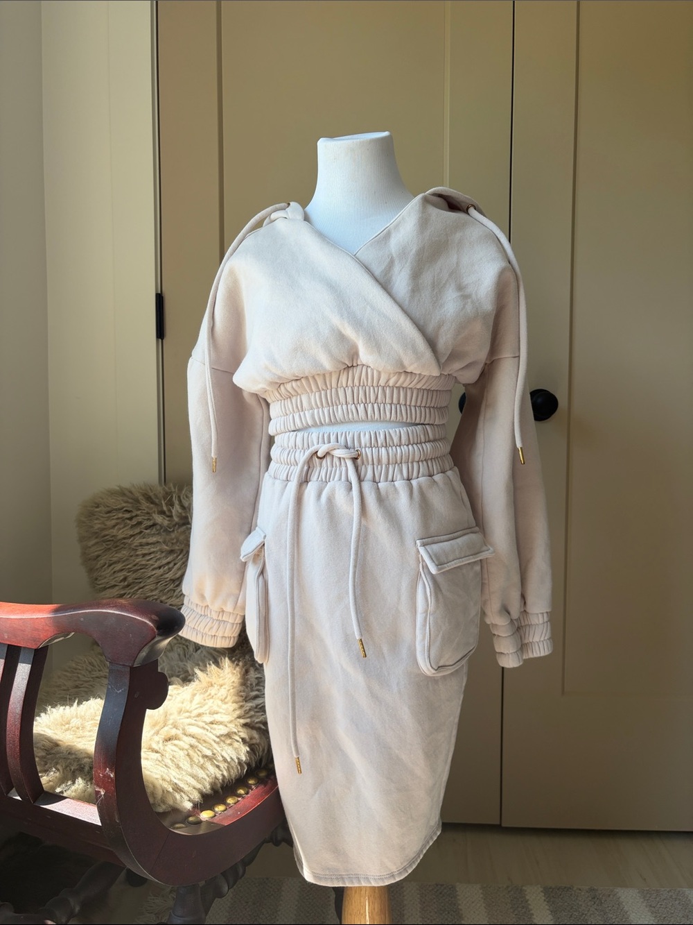 Cropped Hooded Sweatshirt and Cargo Skirt Set in Light Taupe